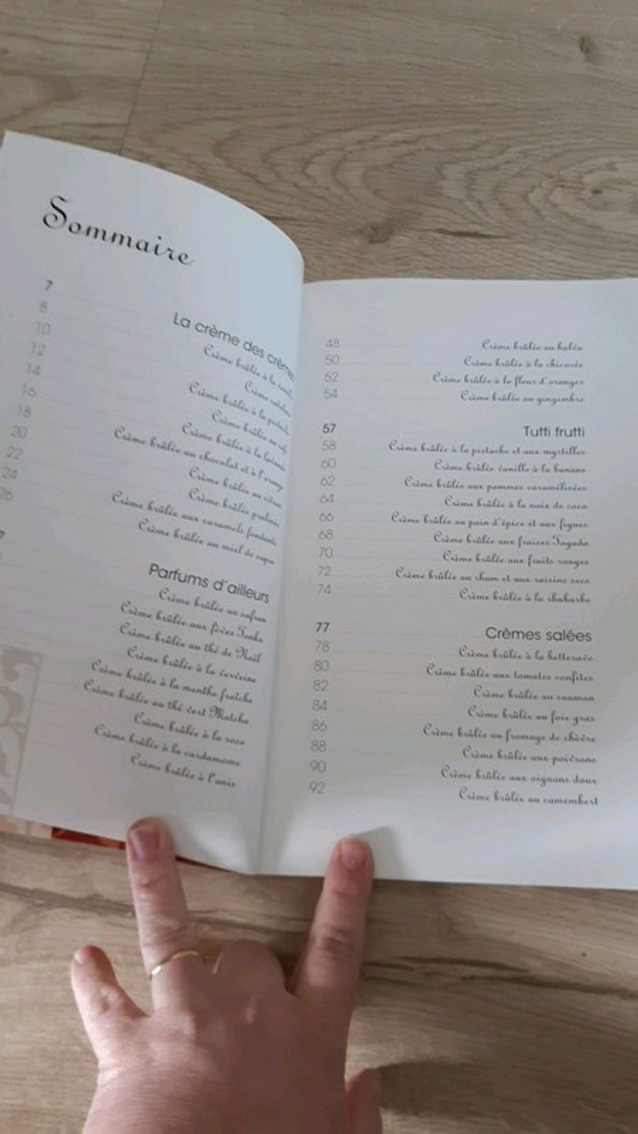 Livre "petites crèmes craquantes" NEUF +4ramequins - photo numéro 5