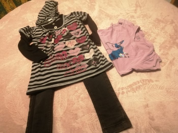 Lot trois pièces