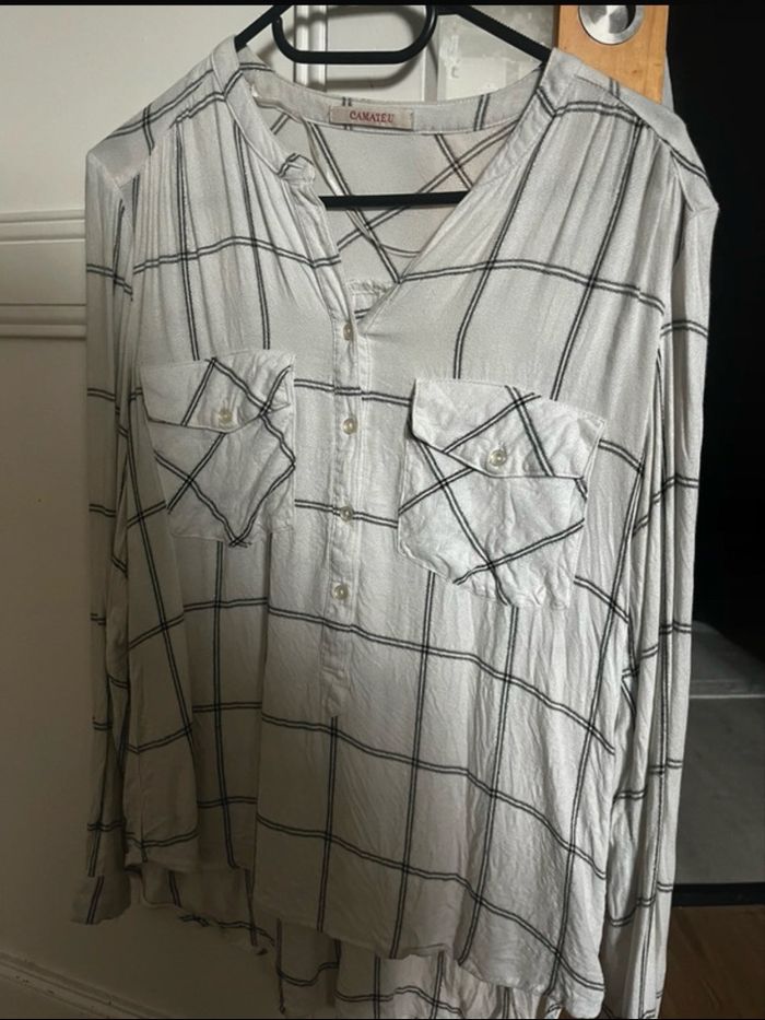 Chemise à carreaux
