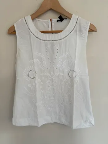 Blouse broderie Mango