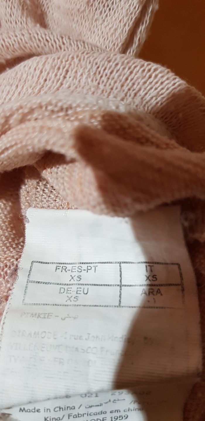 Pull taille 34 - photo numéro 10