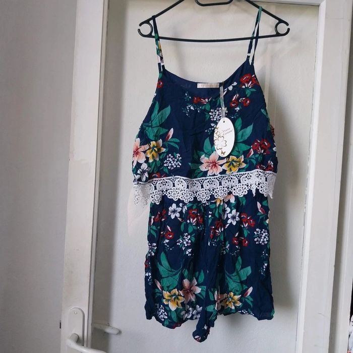 Magnifique combi short neuve taille L