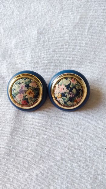 Clips d'oreilles vintage fleurs