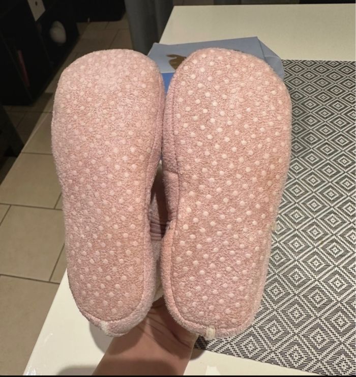 Bottes bébé fille fourrées Noukies taille 20 - photo numéro 4