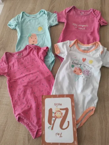 Bodies manches courtes bebe fille