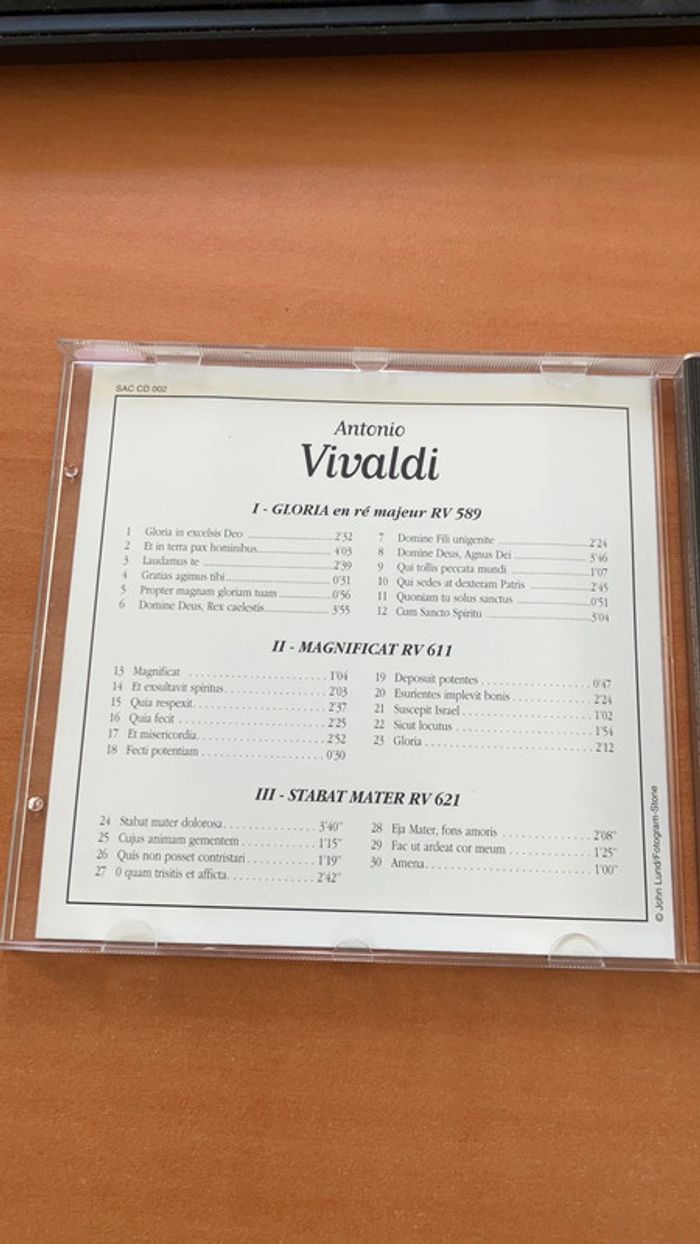CD. Vivaldi. Gloria. Magnificat Stabat Mater. - photo numéro 3