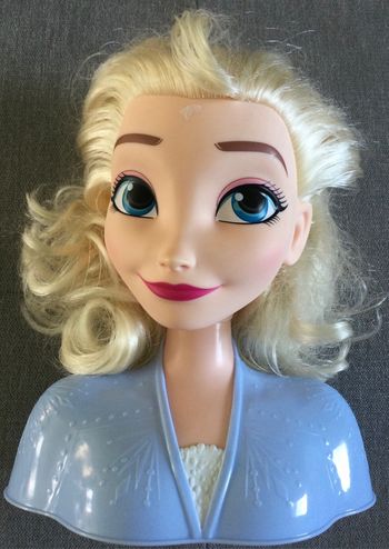 Tête à coiffer