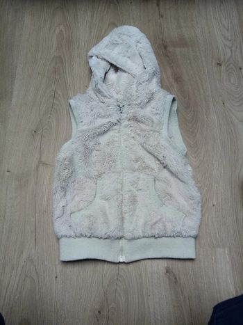 Veste gilet sans manche moumoute 12a