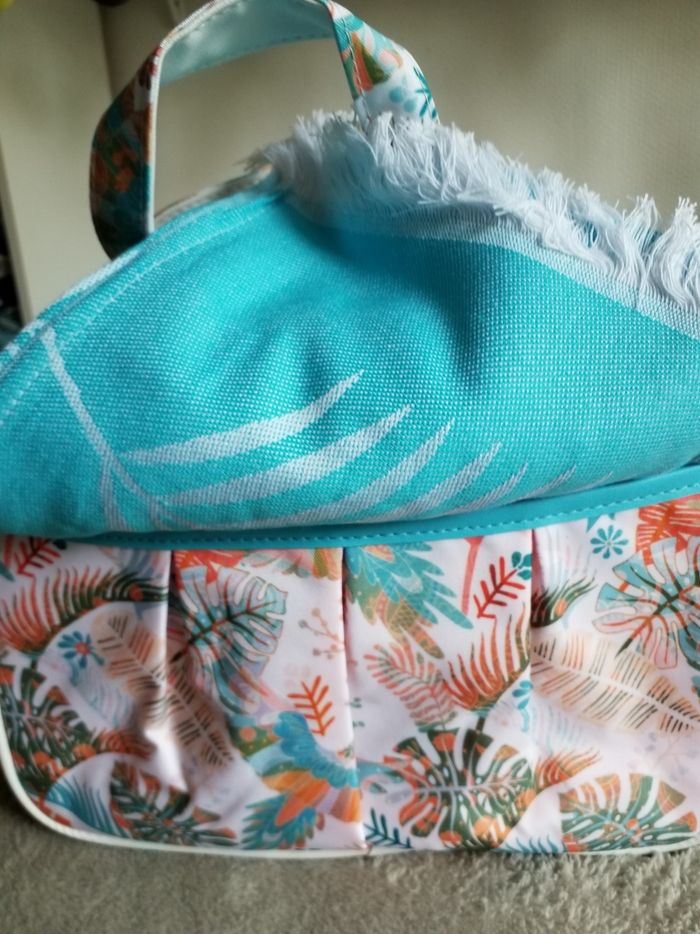 Trousse toilette et fouta - photo numéro 2