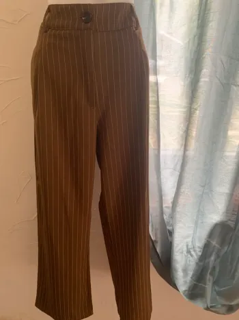 Pantalon SHEIN taille L jambe large rayé marron