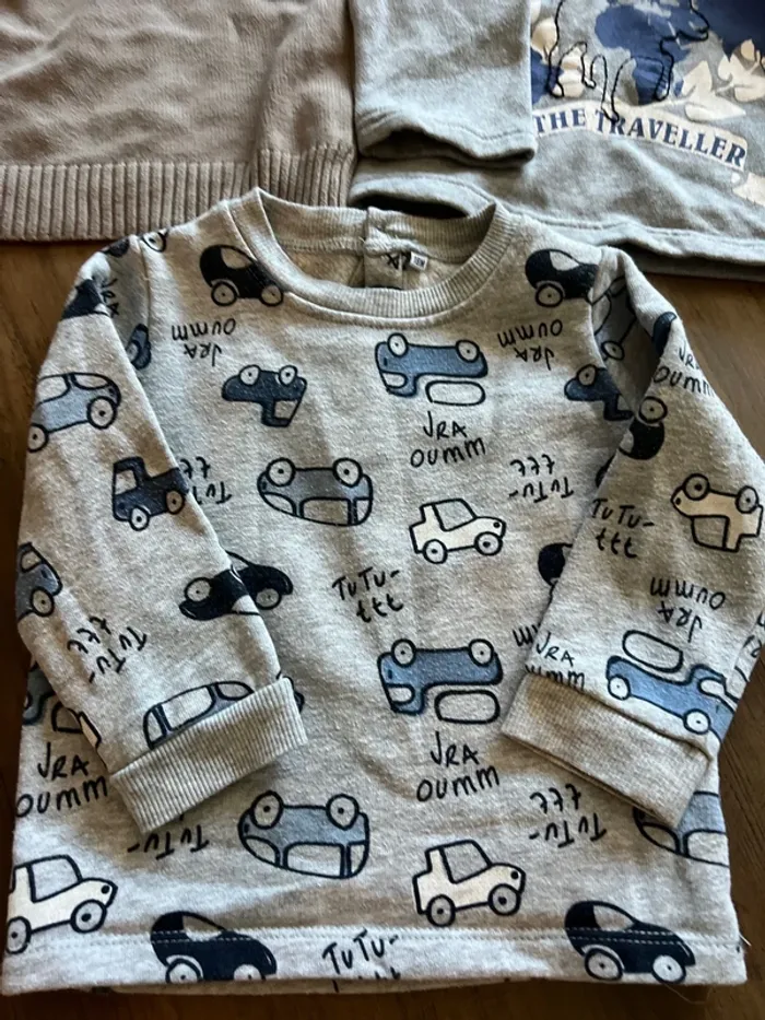 Lot de 3 pulls 18 mois - photo numéro 2