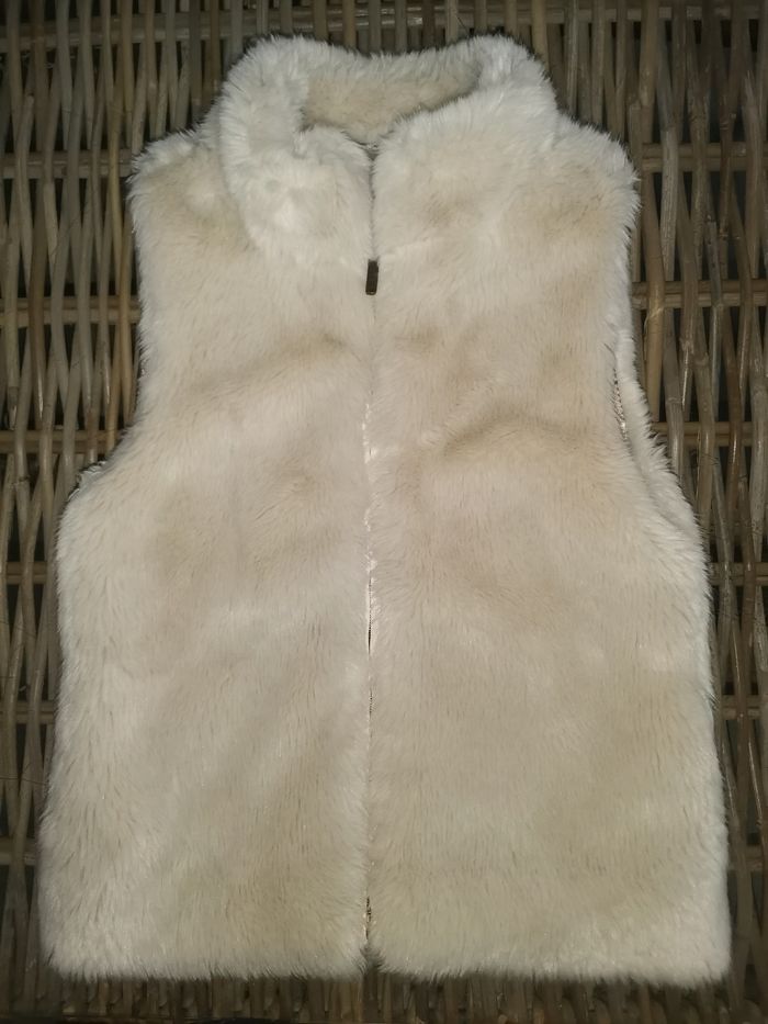 Veste fausse fourrure