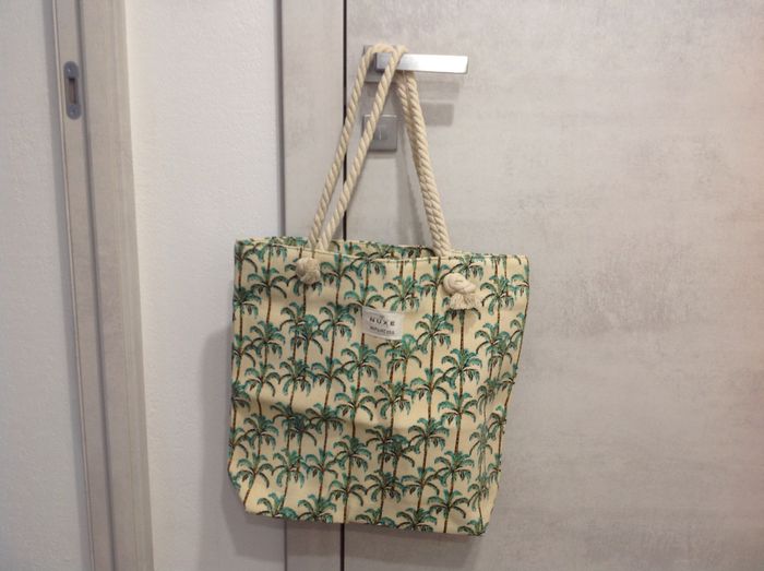 Sac d'été Nuxe et Hipanema motifs tropicaux - photo numéro 5