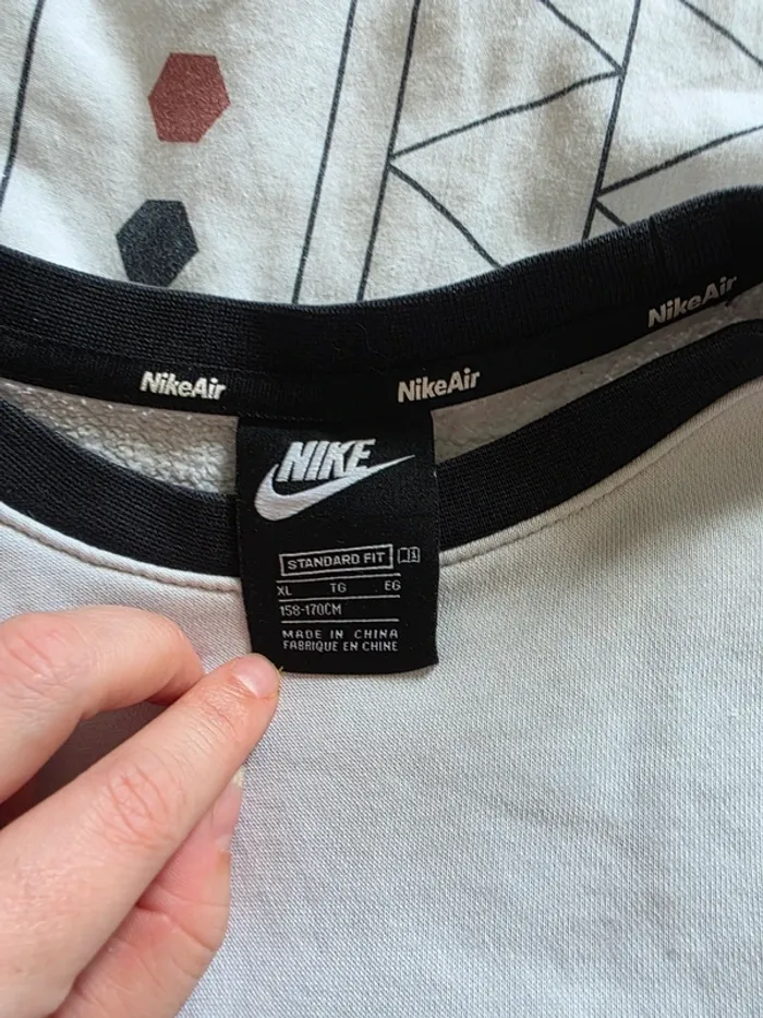 Pull nike - photo numéro 3