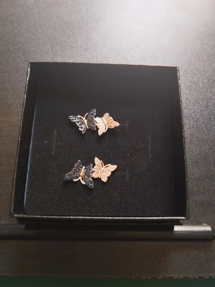 Boucles d'oreilles papillon avec coffret - photo numéro 3