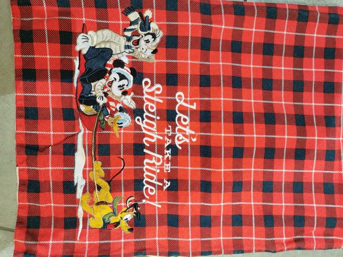 Chemin de table Noël disney