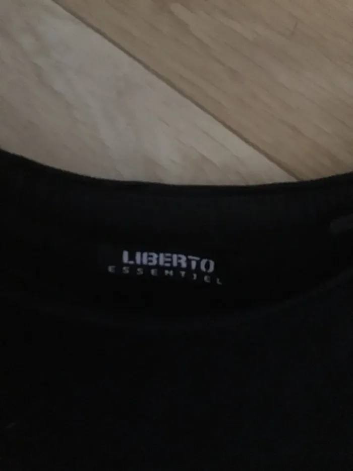 T-shirt liberté noir - photo numéro 4