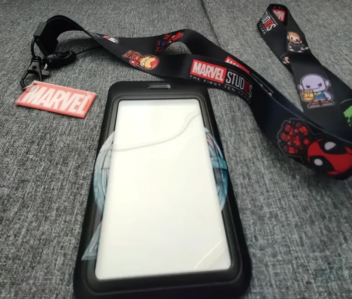 Porte carte d'identité Avengers - photo numéro 2