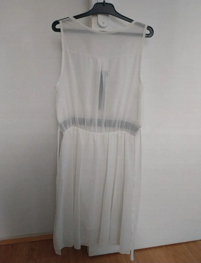 Robe blanche - photo numéro 3