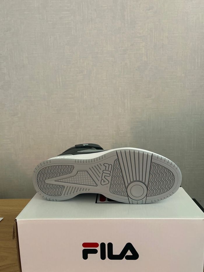 Basket Fila montantes gris anthracite MGX 200 mid 39 - photo numéro 6