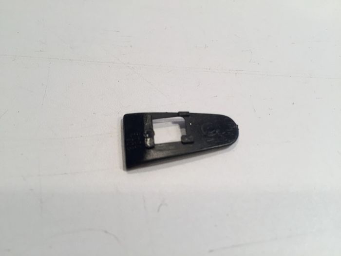 Intérieur console pièce détachée miniature Ferrari 550 maranello 1996 1/18 burago #A16 - photo numéro 2