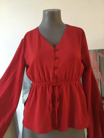 Magnifique blouse manches longues en 38 S de chez Shein excellent état