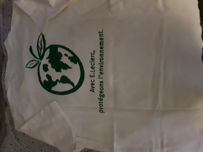 Tee-shirt 8 ans - photo numéro 2