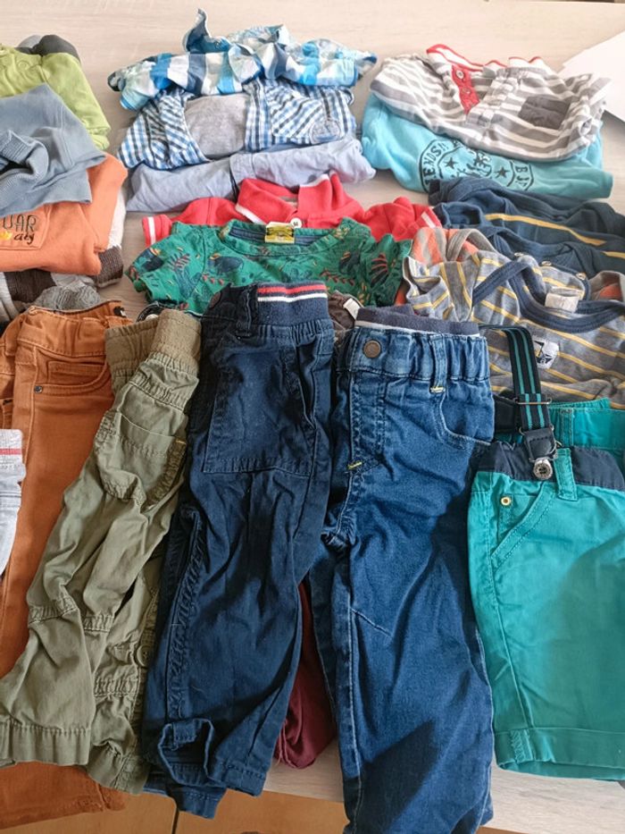 Lot vêtements garçon 6 mois - photo numéro 2