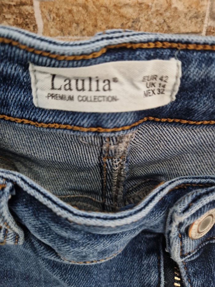 1 pantalon jean extensible taille 42 bleu marque Laulia - photo numéro 4