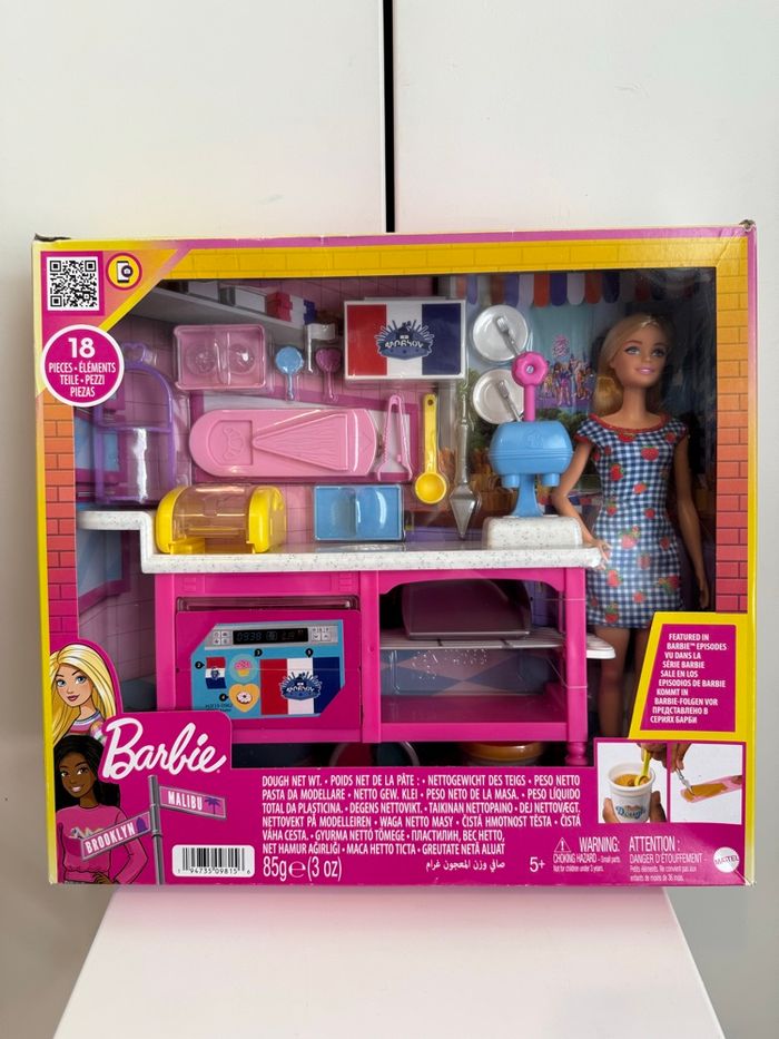 Barbie coffret poupée Malibu Barbie pâtisserie Cadeau Noël 🎅 🎄