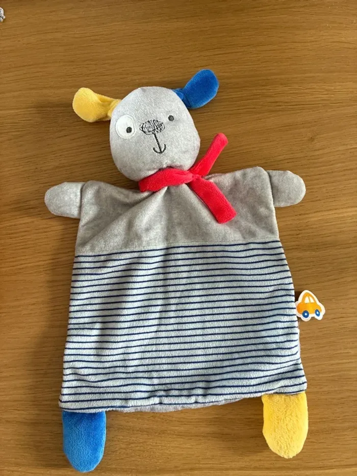 Doudou plat tête chien