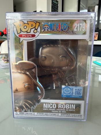 Funko Pop! Plus OnePiece Nico Robin Protector Edition limité