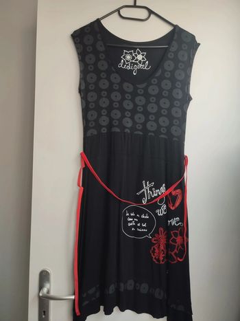Robe Desigual Noir et rouge