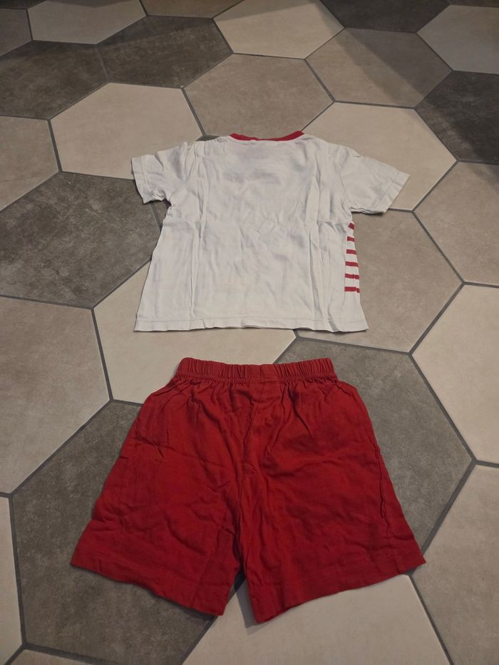 Pyjama short Mickey 4 ans - photo numéro 4