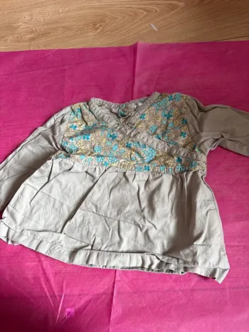 Haut  beige