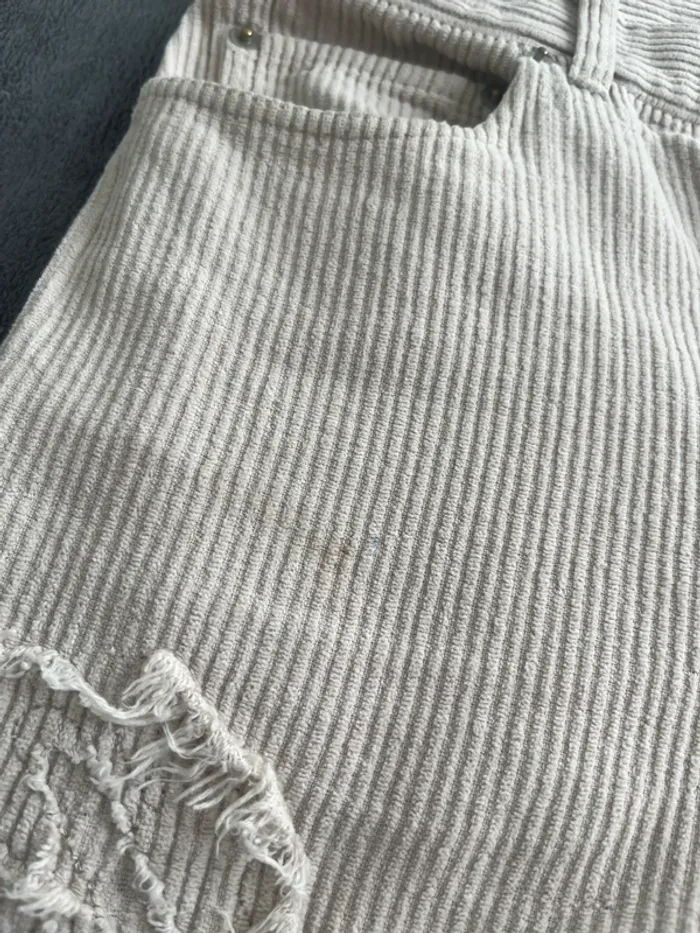 Pantalon Weyz beige T.S – Coupe droite | Style Y2K usé chic | Rare modèle - photo numéro 4