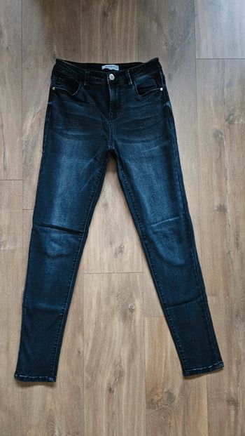 Jeans Morgan, taille 36, noir délavé