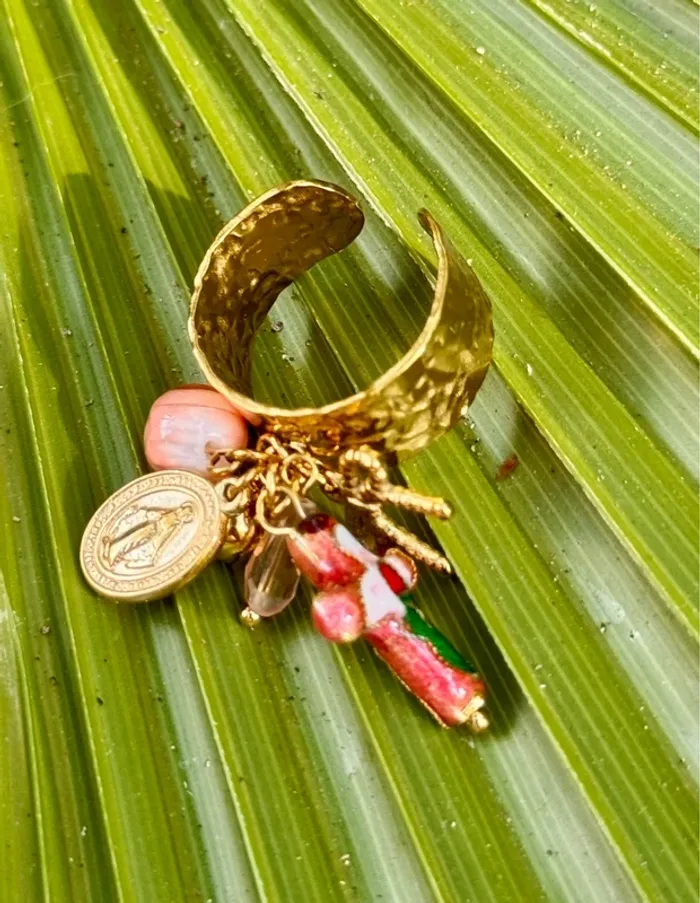 Bague large réglable habaha Paris médaille vierge,  noeud , croix porcelaine pierre, - photo numéro 7