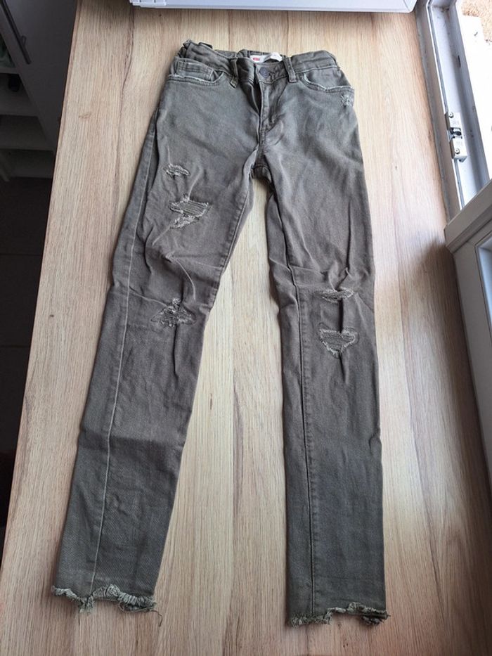 Jeans kaki levi's 10 ans