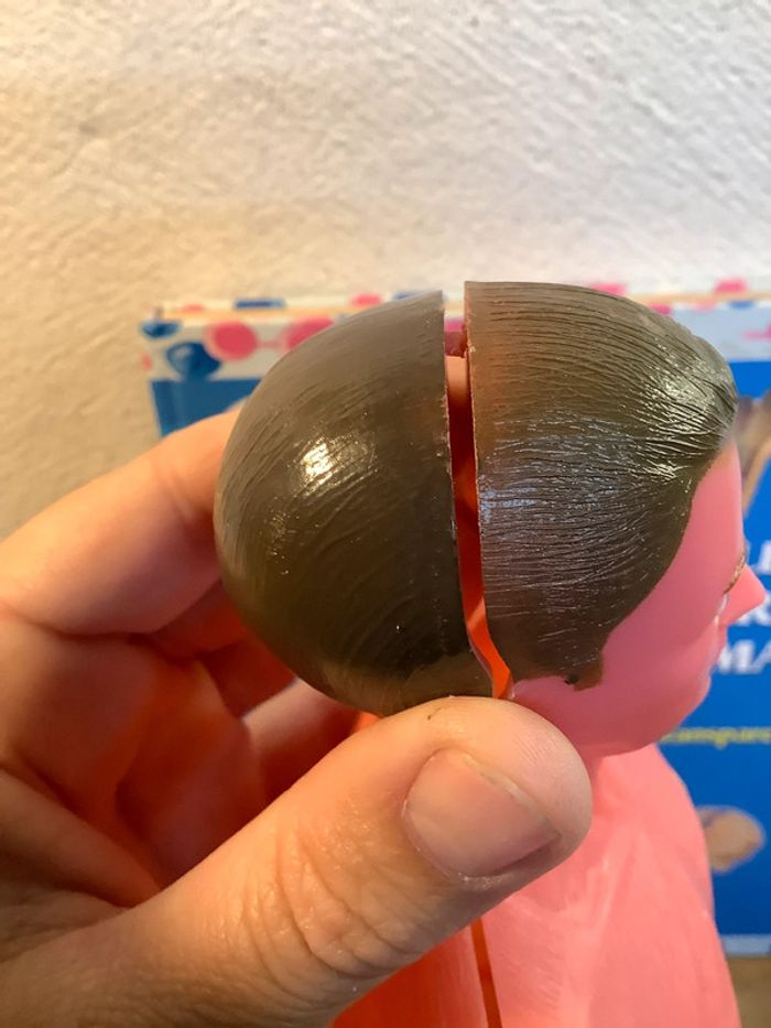 Figurine et livre sur le corps humain - photo numéro 5