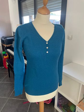 Pull en cachemire bleu