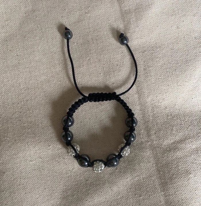 Très beau bracelet fantaisie noir et doré ajustable - photo numéro 2