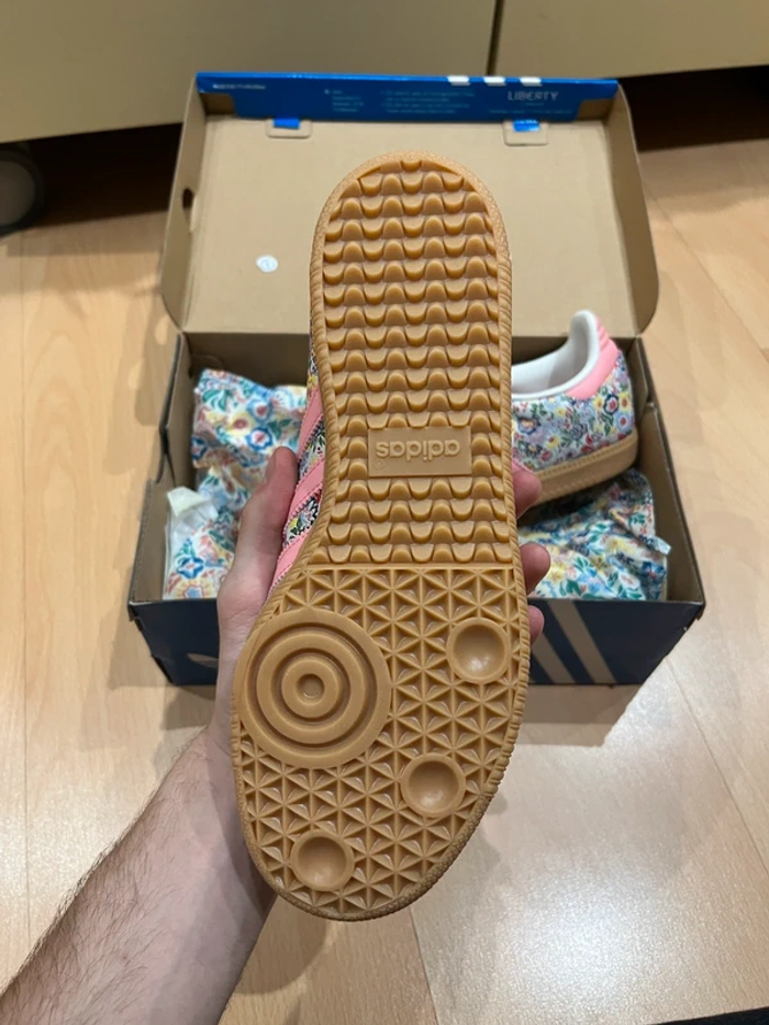 Baskets Adidas Samba taille 38.5 - photo numéro 3