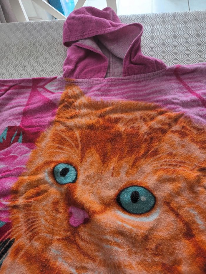 Poncho de bain motif chat - photo numéro 2