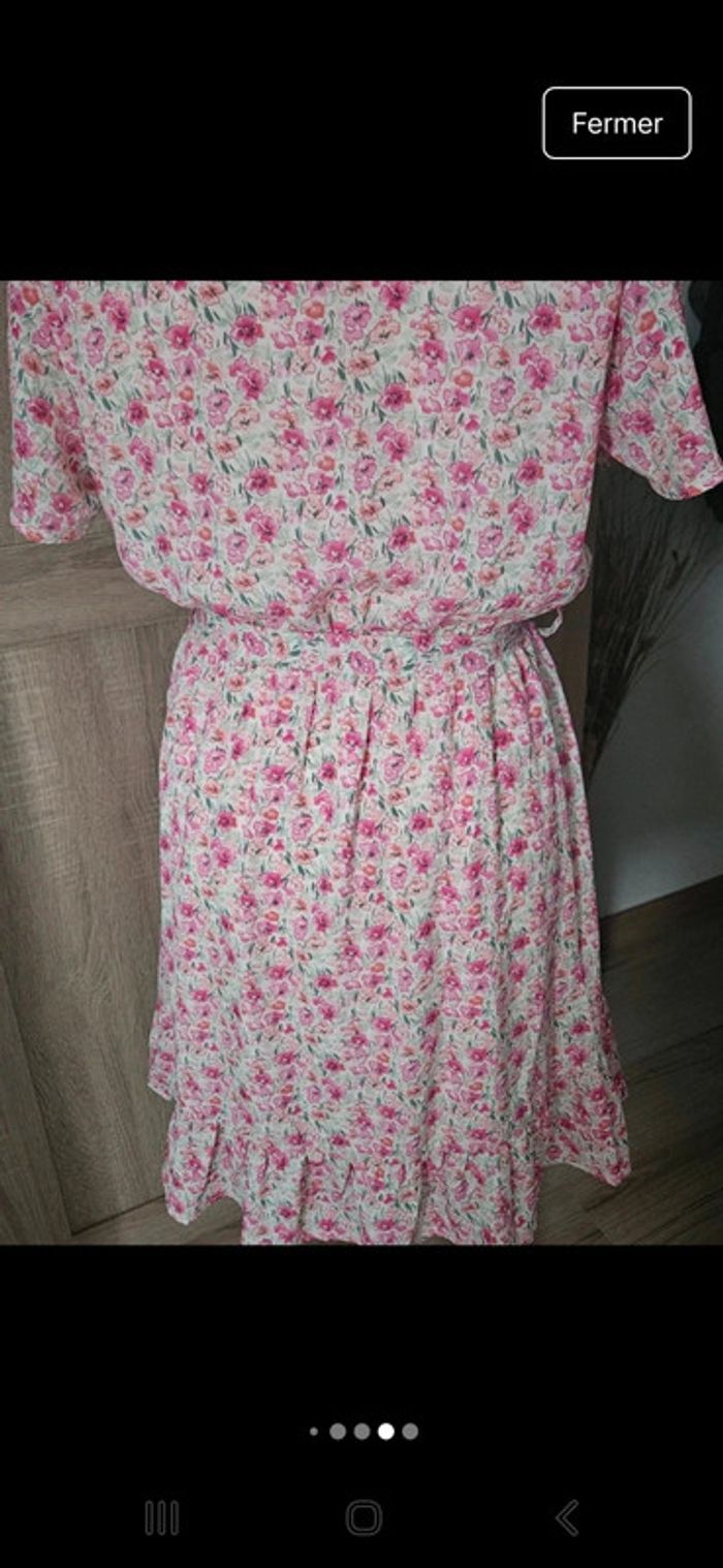Robe portefeuille de été fleurie bye one taille M/L - photo numéro 5