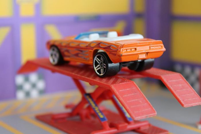 Hot wheels Chevrolet Camaro convertible 69 - photo numéro 3