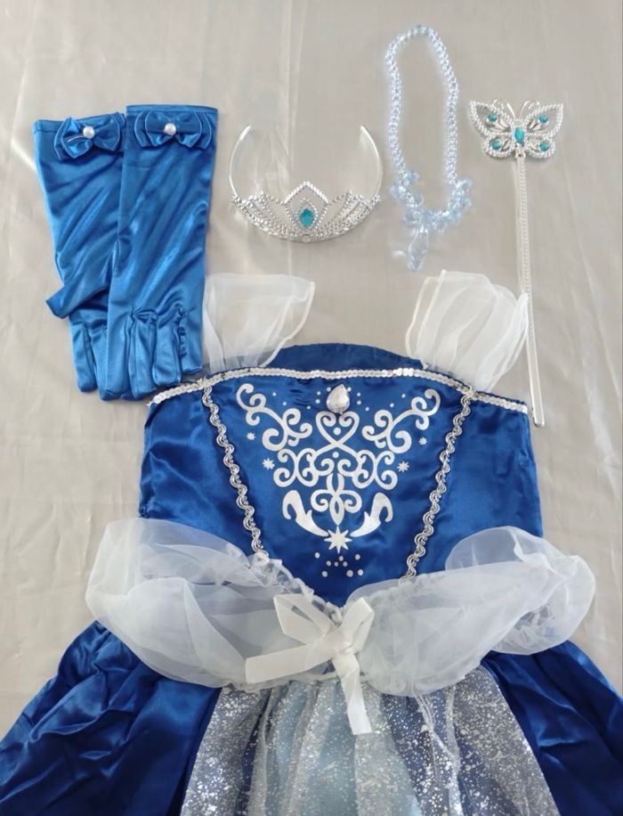 Déguisement robe princesse bleu marine et accessoires 5ans - photo numéro 5