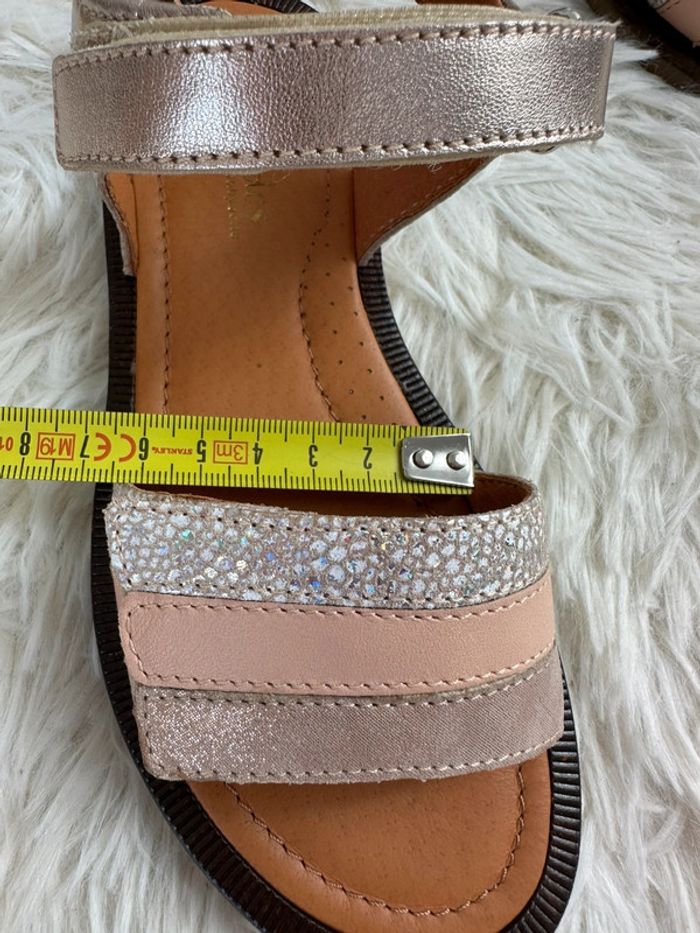 Paire de sandales Babybotte taille 30 - photo numéro 7