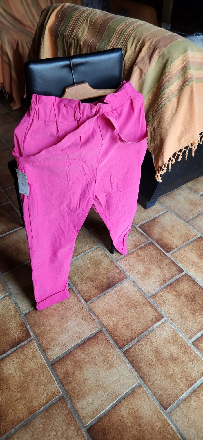 Pantalon fushia - photo numéro 4