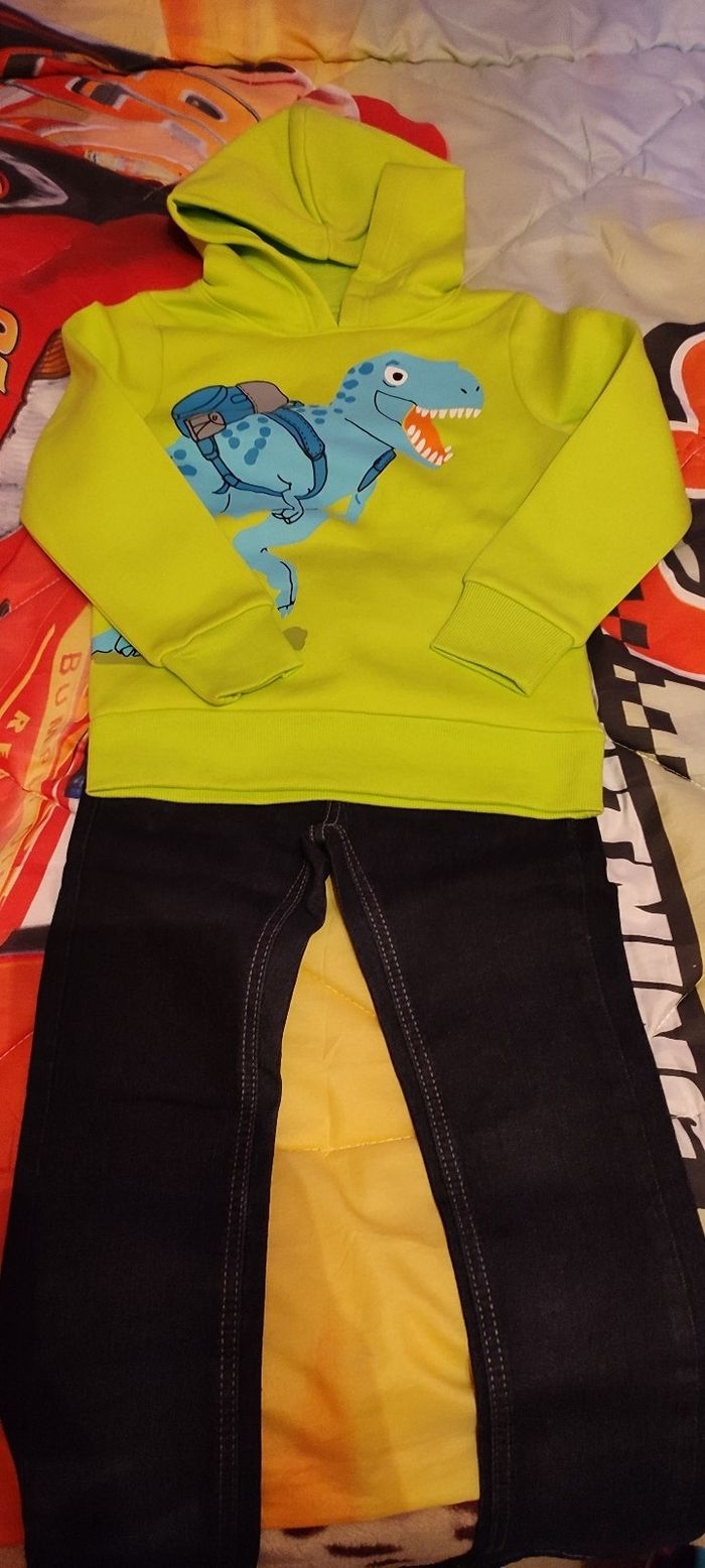 Vetements - photo numéro 2